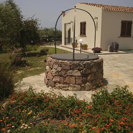 Rosso Di Sera Guest house