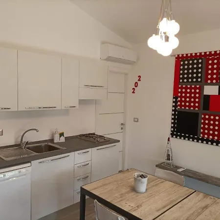 Rosso Di Sera Gæstehus 4*