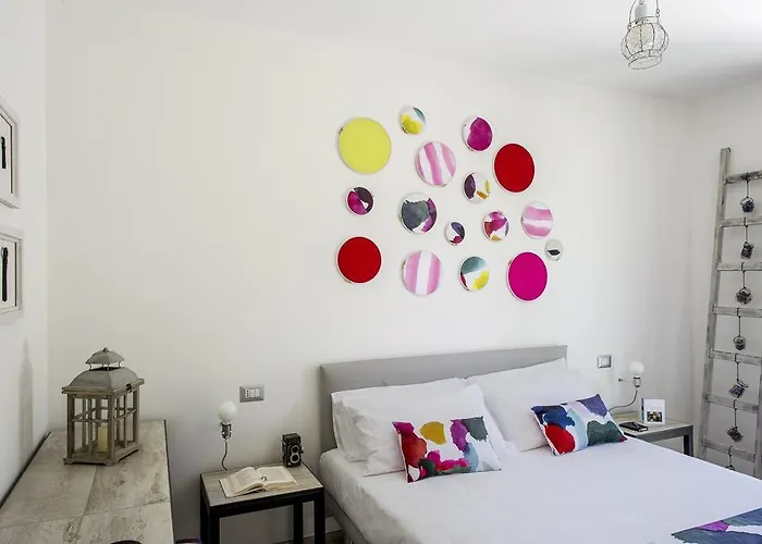 招待所 Rosso Di Sera 4*